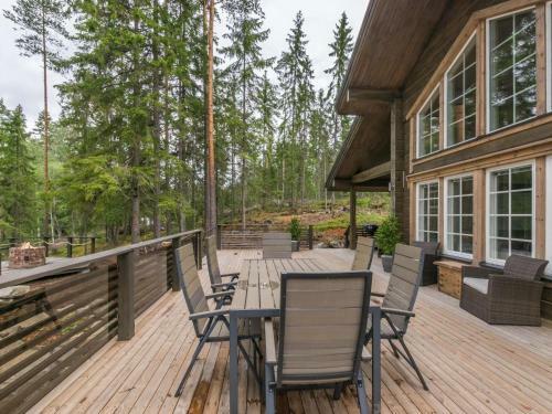 Holiday Home Apilan Rauha
