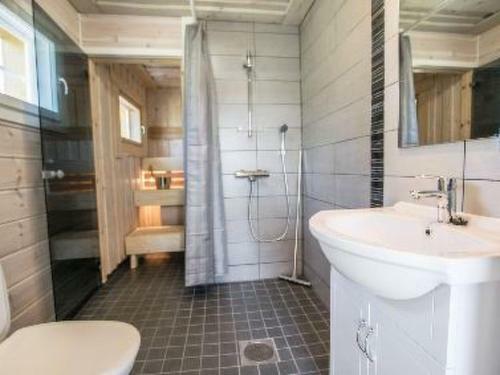 Holiday Home Runopuro