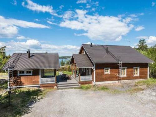 Holiday Home Villa Maakotka