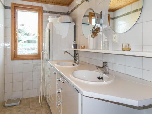 Holiday Home Villa Mikkola