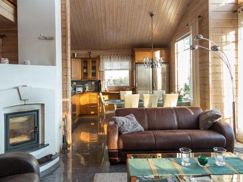 Holiday Home Peikonpes�