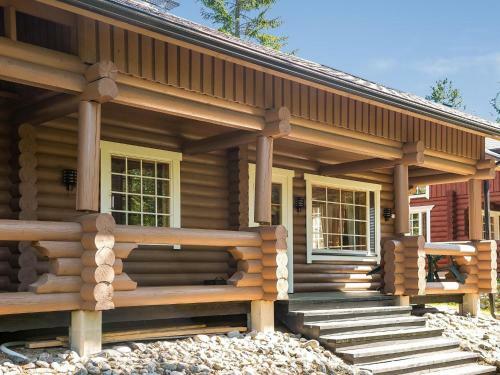 Holiday Home Hovim�enraitti