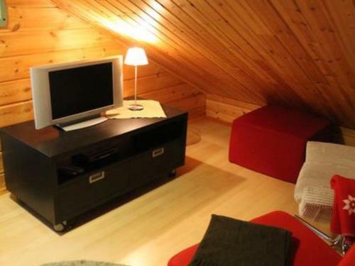 Holiday Home Tunturihuhta 2