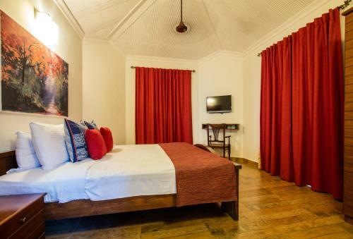 Aguada Anchorage - The Villa Resort
