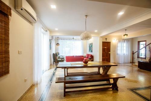 Aguada Anchorage - The Villa Resort