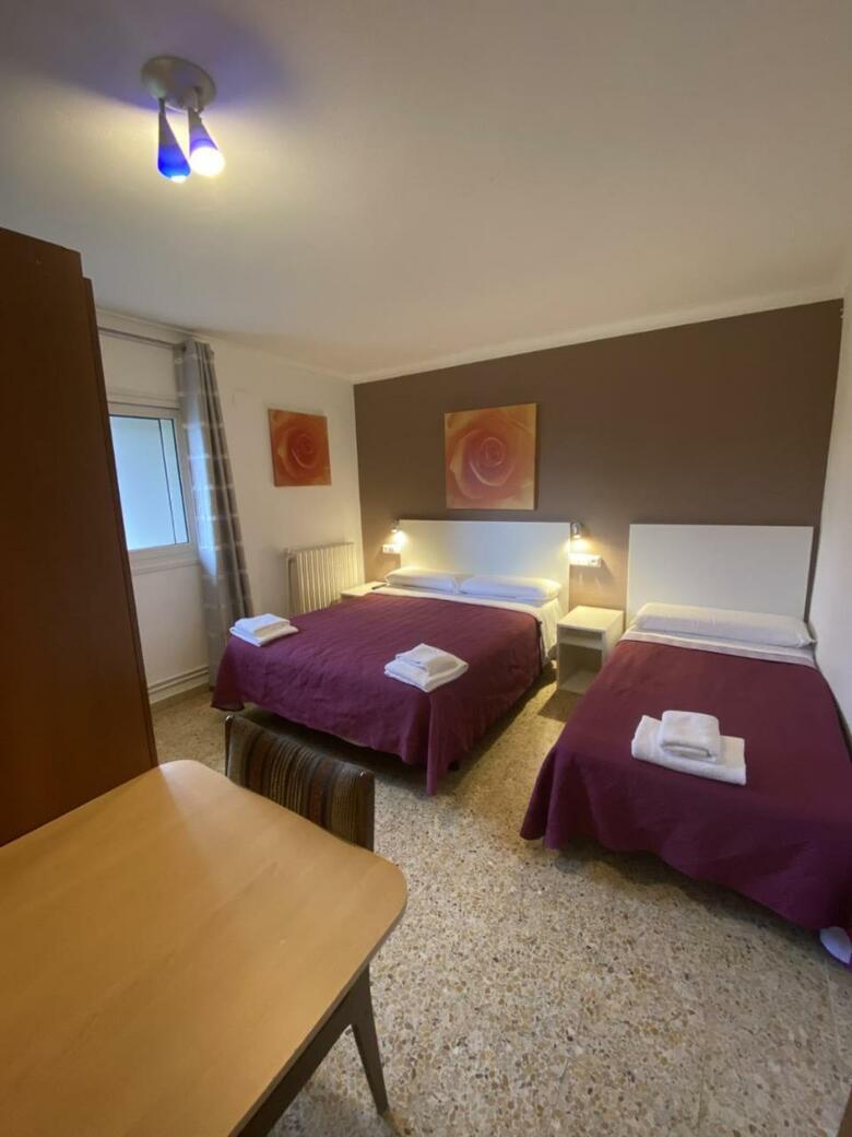 Casa Les Roques
