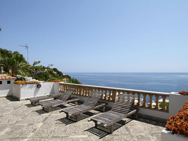 Luxurious Villa With Private Pool In Arta Majorca