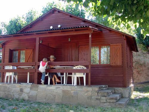 Camping Pe�a Monta�esa