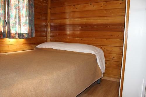 Camping Pe�a Monta�esa