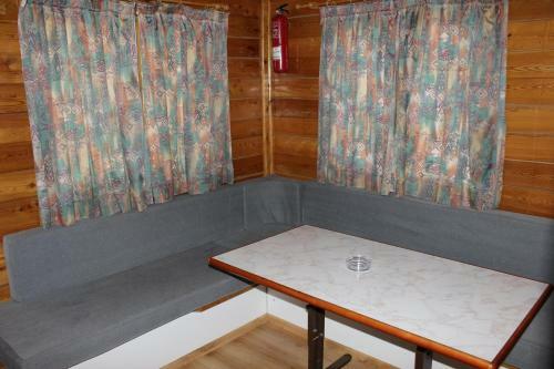 Camping Pe�a Monta�esa
