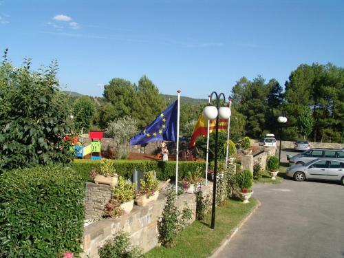 Camping Pe�a Monta�esa