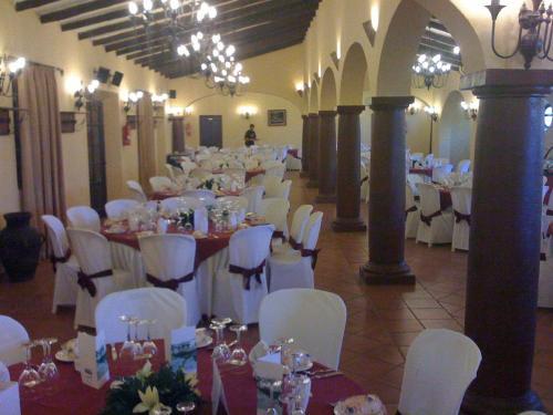 Hostal Restaurante El Alamo