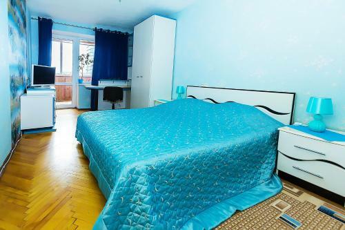 Studio Apartment With Two Bedrooms