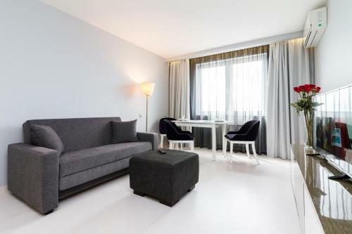 Molnar Apartments Masherova 43