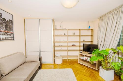 Molnar Apartments Nemiga 12