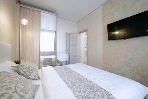 Apartamento Vip On Sq Nezavisimosti Marksa 8