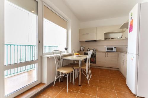 Apartamento Literaturnaya 22-15-2
