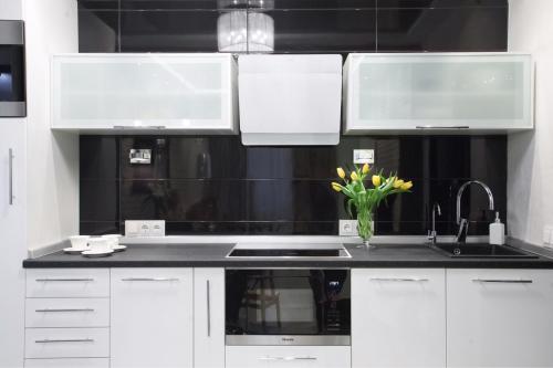 Lux Apartments Lenina,11