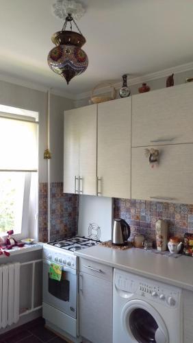 Apartment Antonovskaya 12