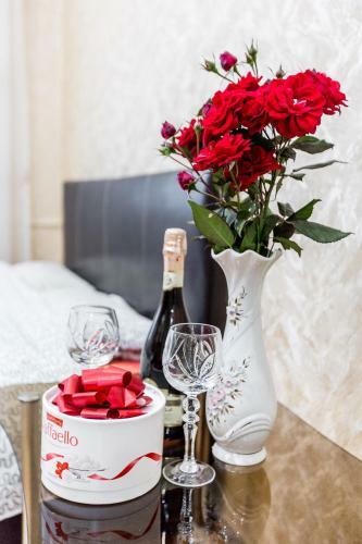 Apartment In Gorky Park, Center