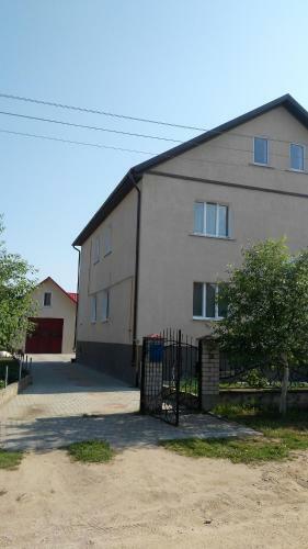 Zagorodnyi Dom Na Usadebnoy 4