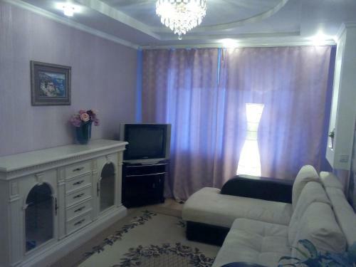 Apartment On Parkovoy 26