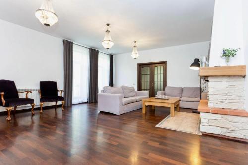 Hostal Villa Iconic Garden