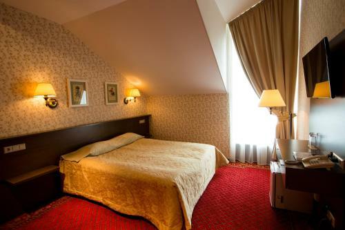 Hotel Drozdy Club