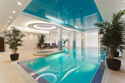 Hotel Drozdy Club
