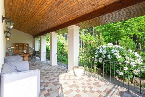 Hostal Villa Iconic Garden