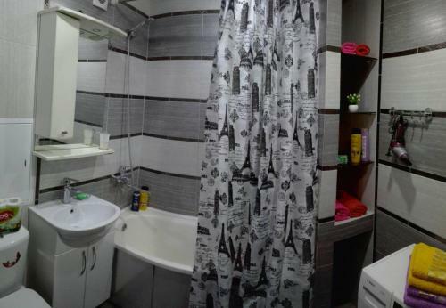 Apartment Near Pobedy Square