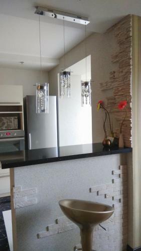 Nail Apartments