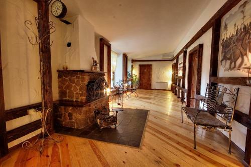 Hotel Bivak Usadba Club
