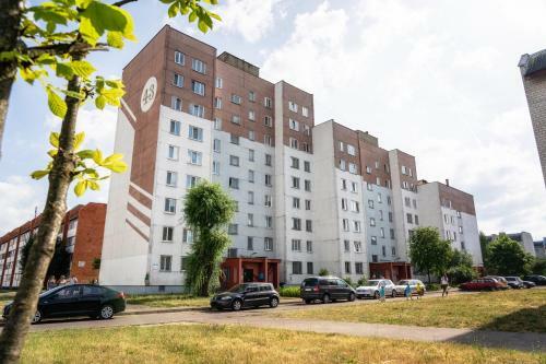 Paulmarie Apartments On Stroiteley 43