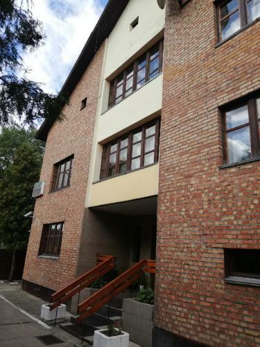 Hostal Guest House Raduga