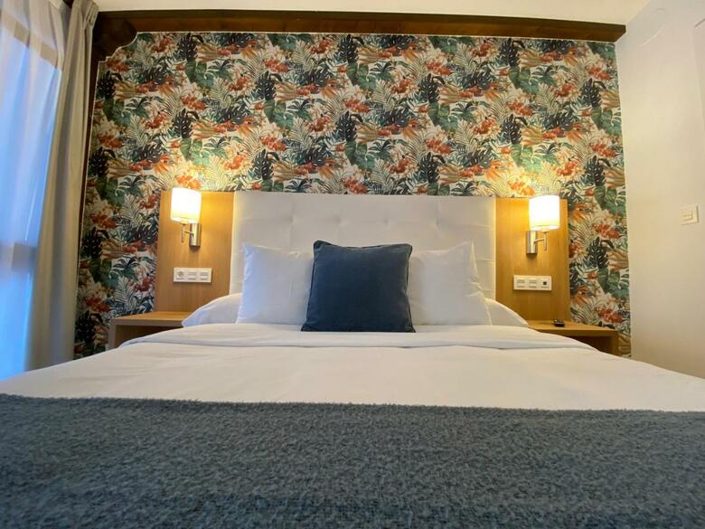 Hotel Rural - Restaurante El Rinc�n de Don Pelayo