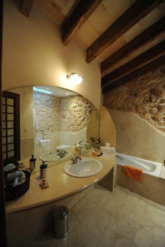 Petit Hotel Sa Pla�a
