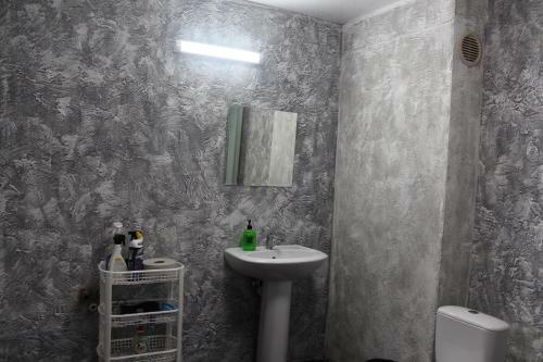 Hostal Guest House Scarlet Flower