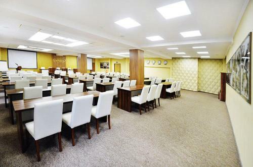 Tourist Hotel