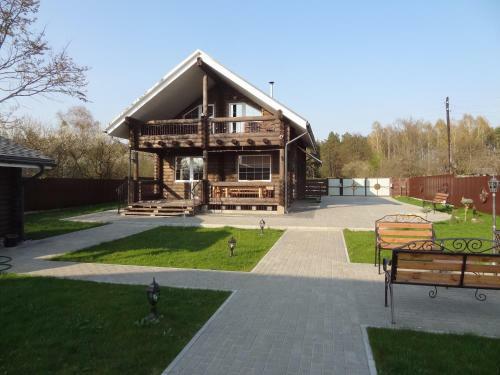 Hostal Usadba Domik V Pushche