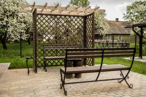Hostal Usadba Domik V Pushche