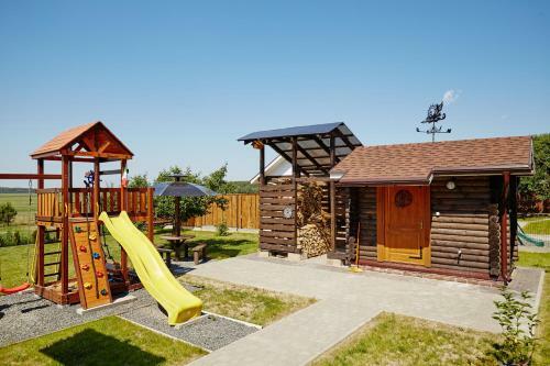 Hostal Usadba Domik V Pushche