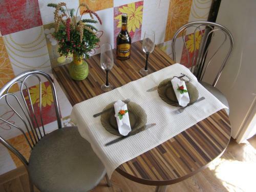 One Bed Room Apartment On Vrublevskogo 64