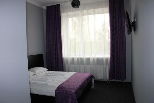 Crocus Hotel