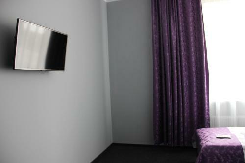 Crocus Hotel