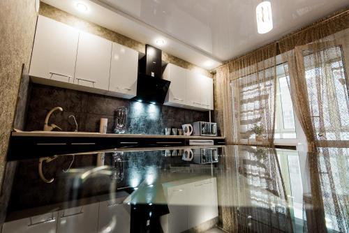 Apartment On Kozlova 1a/1