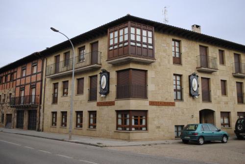 Hostal Hotel Rural La Corte De Los Pinares