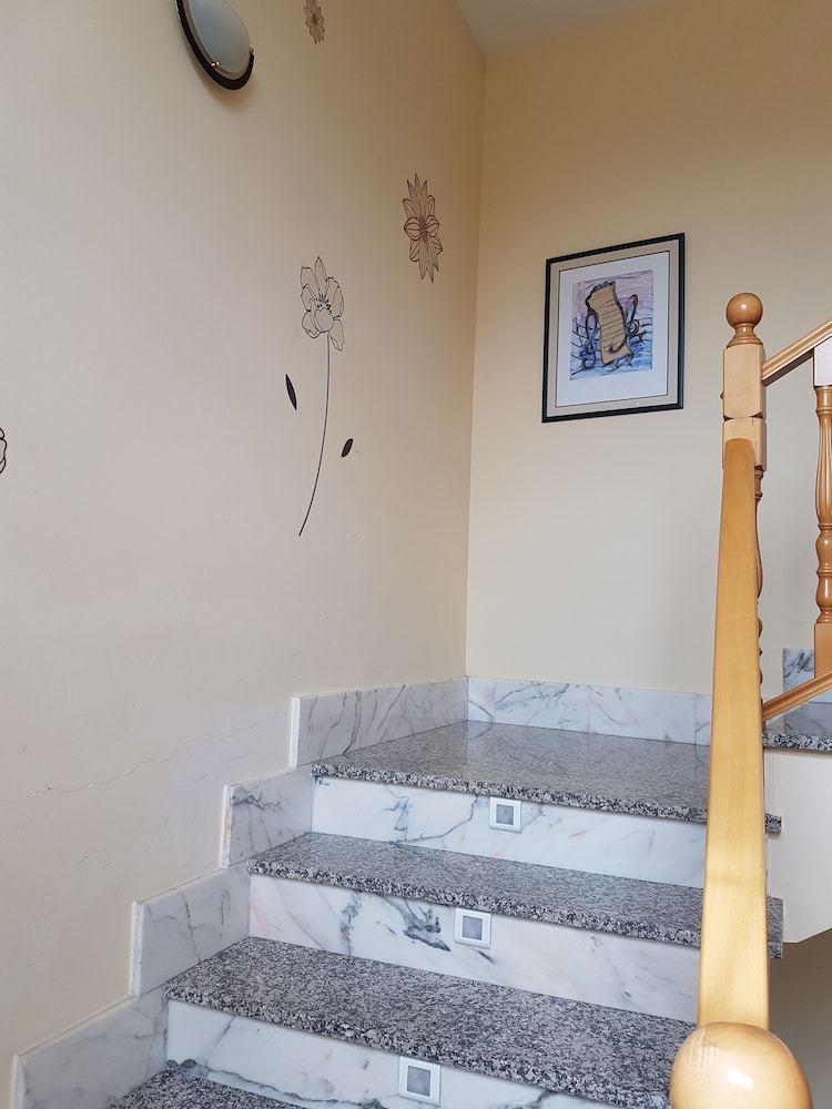 Albergue Hotel-residencia Alvargonz�lez