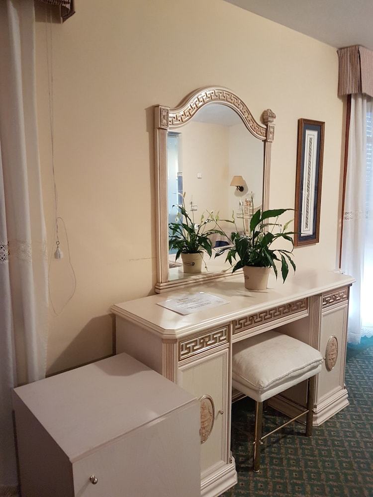 Albergue Hotel-residencia Alvargonz�lez