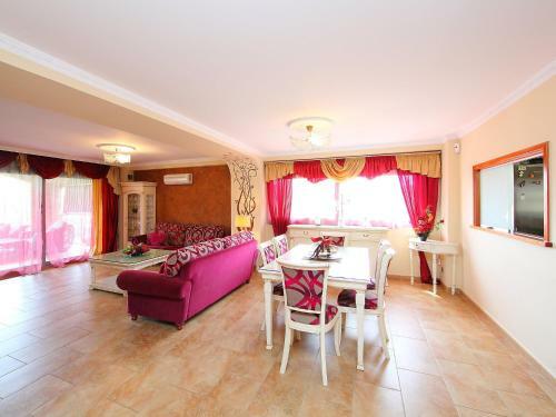 Villa Mas Altaba 1